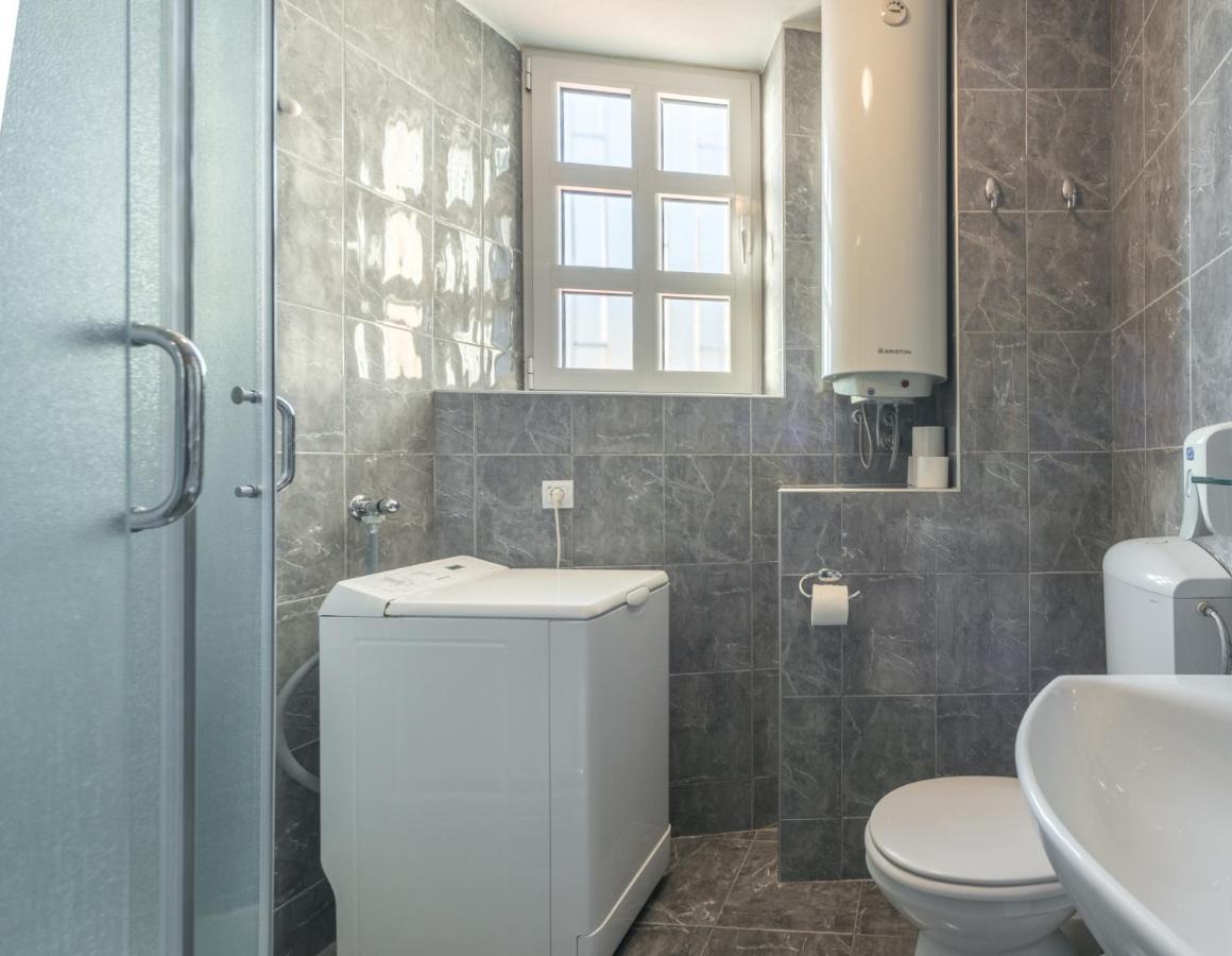 R Club Apartments Old Town Budva Bagian luar foto