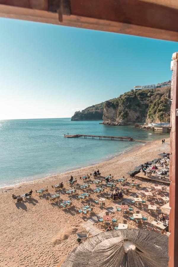 R Club Apartments Old Town Budva Bagian luar foto